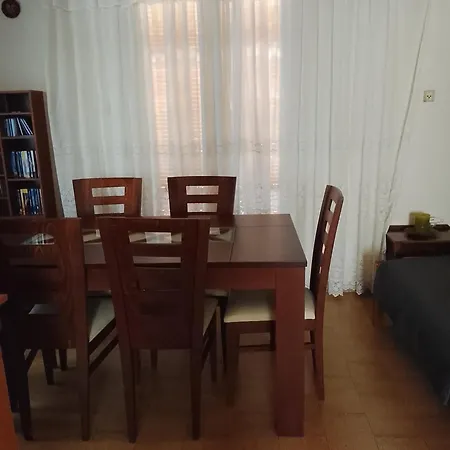 Dora's House Douneika