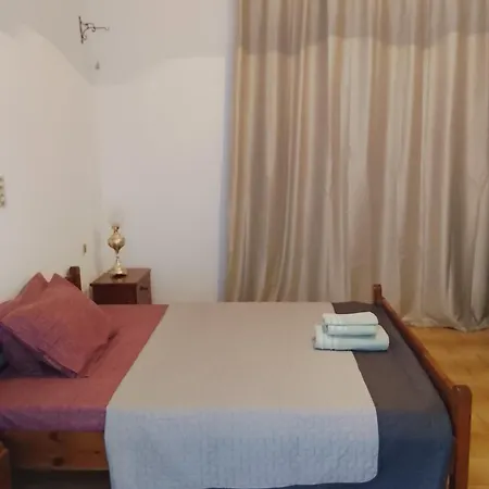 Holiday home Dora's House Douneika *